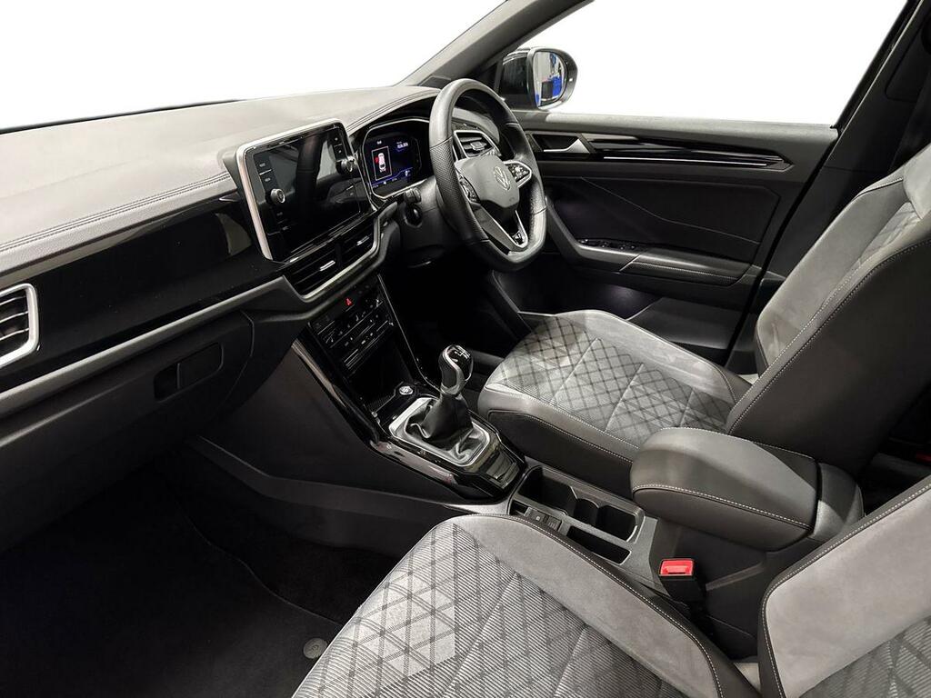 Volkswagen T-Roc 1.5 Tsi R-line SW72PPV Black #2
