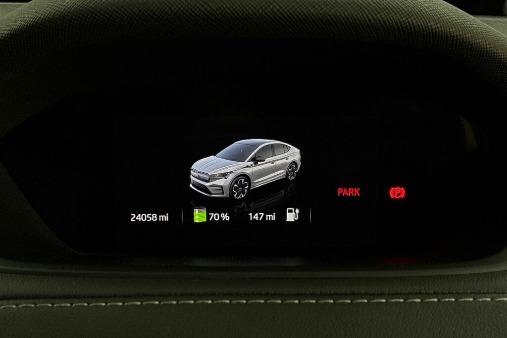 Skoda ENYAQ Suv Silver #15
