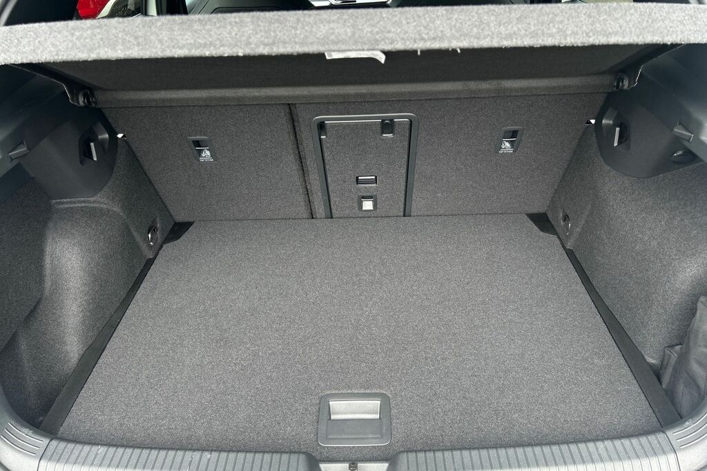 Volkswagen Golf 1.5 Tsi 204 Match Ehybrid Dsg Black #11