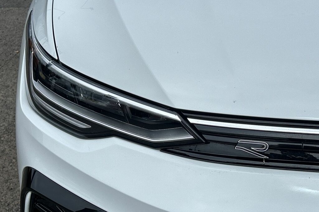 Volkswagen Golf 1.5 Tsi 204 Match Ehybrid Dsg Black #18