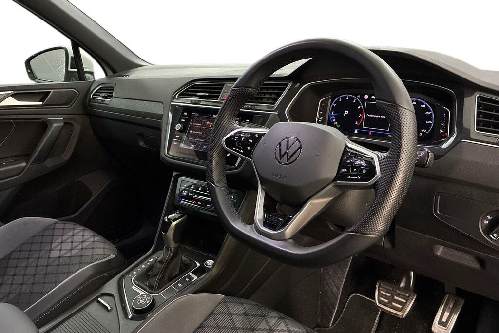 Volkswagen Tiguan 2.0 Tsi 4Motion R-line Dsg White #6