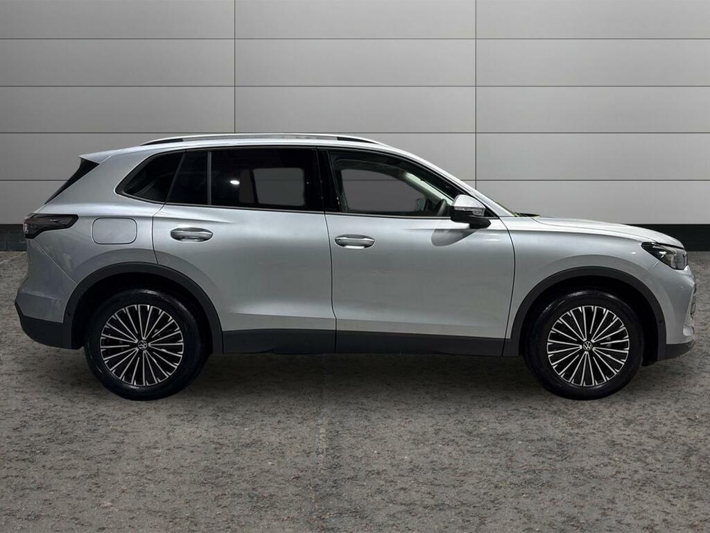 Volkswagen Tiguan 1.5 Etsi 150 Match Dsg SY26VAX Silver #4