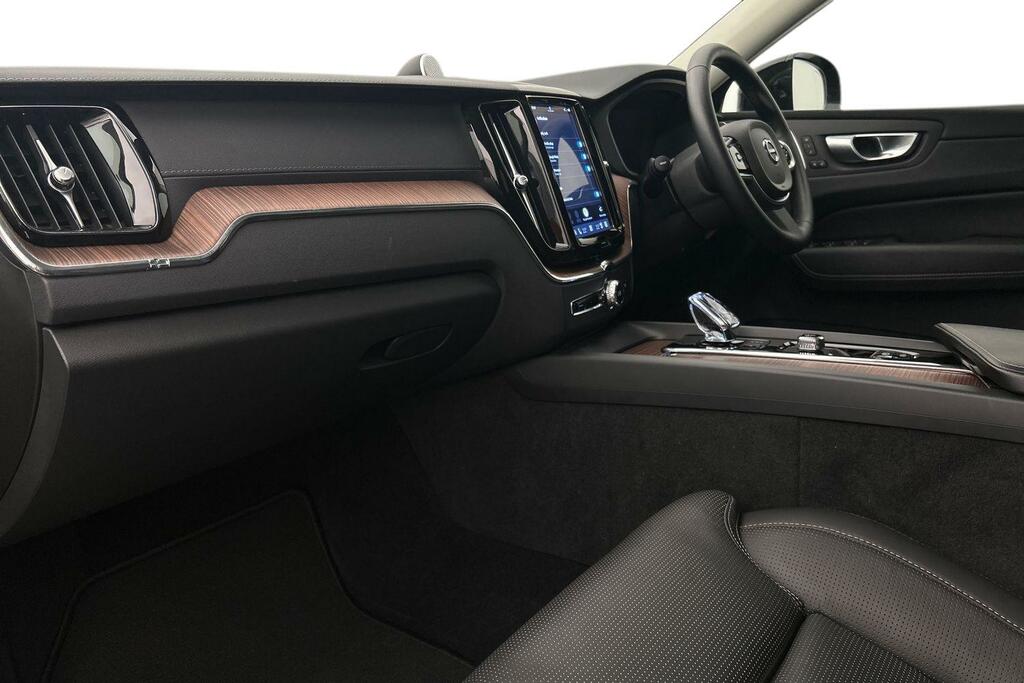 Volvo XC60 Ultimate, B5 Awd Mild Hybrid, Dark Blue #2
