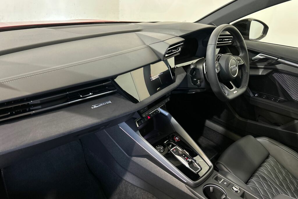 Audi S3 Black Edition Tfsi 333 Ps S Tronic Red #2