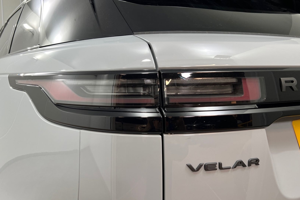 Land Rover Range Rover Velar 2.0 D200 Mhev Dynamic Se Suv 4Wd E White #19