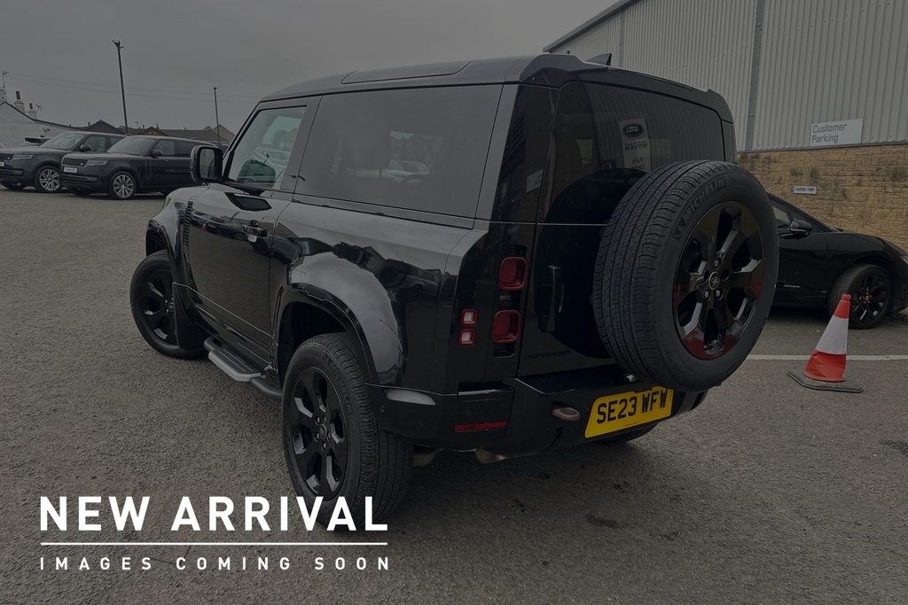 Land Rover Defender 90 D250 X-dynamic Hse Black #2