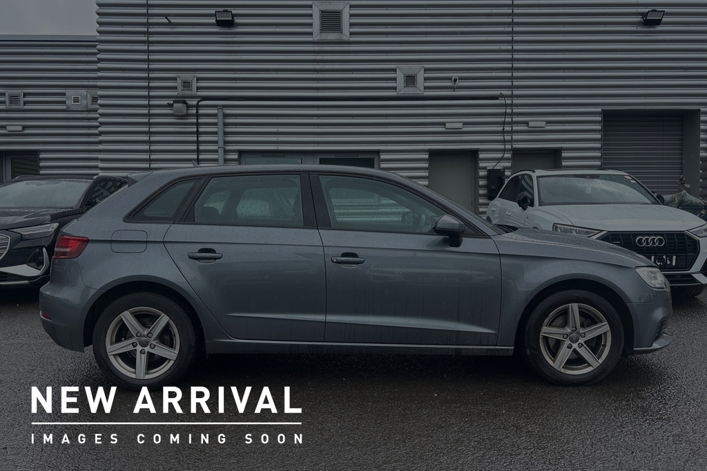 Audi A3 Se 1.0 Tfsi 116 Ps 6-Speed Grey #4