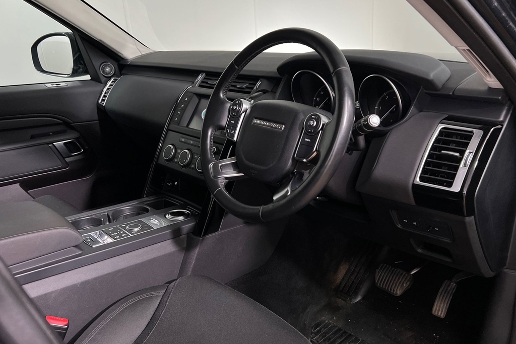 Land Rover Discovery Automatic Black #28