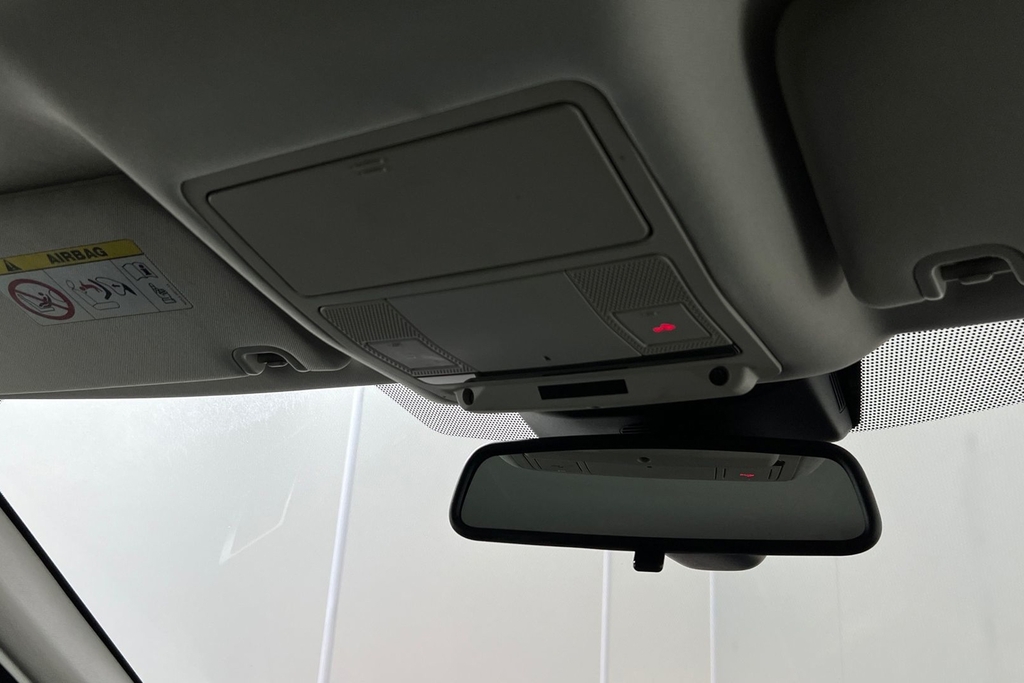 Land Rover Discovery Automatic Black #23