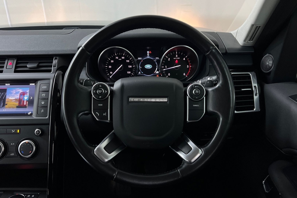 Land Rover Discovery Automatic Black #15