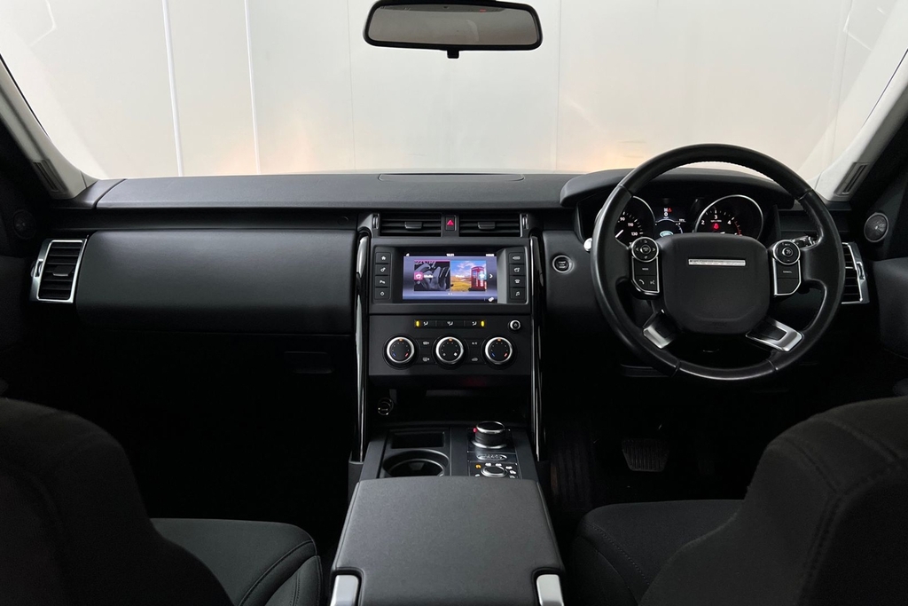 Land Rover Discovery Automatic Black #9