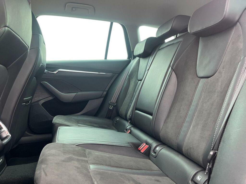 Skoda Octavia 1.5 Tsi Se Technology Blue #9