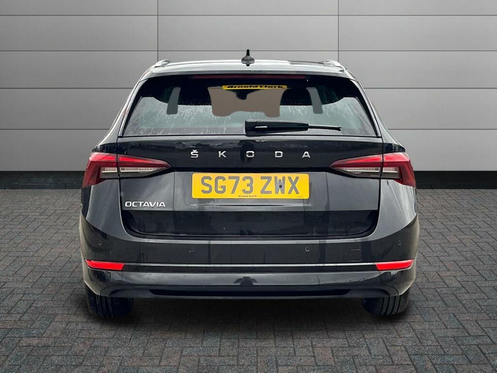 Skoda Octavia 1.5 Tsi Se Technology Blue #7