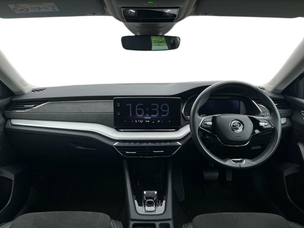 Skoda Octavia 1.5 Tsi Se Technology Blue #10