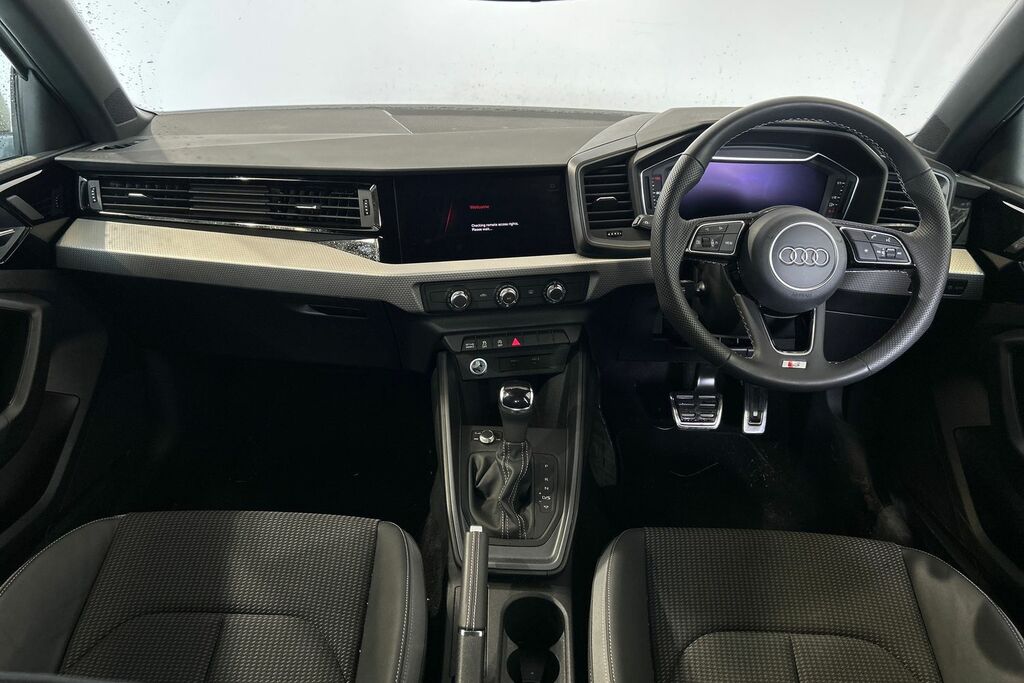 Audi A1 25 Tfsi Sport White #10