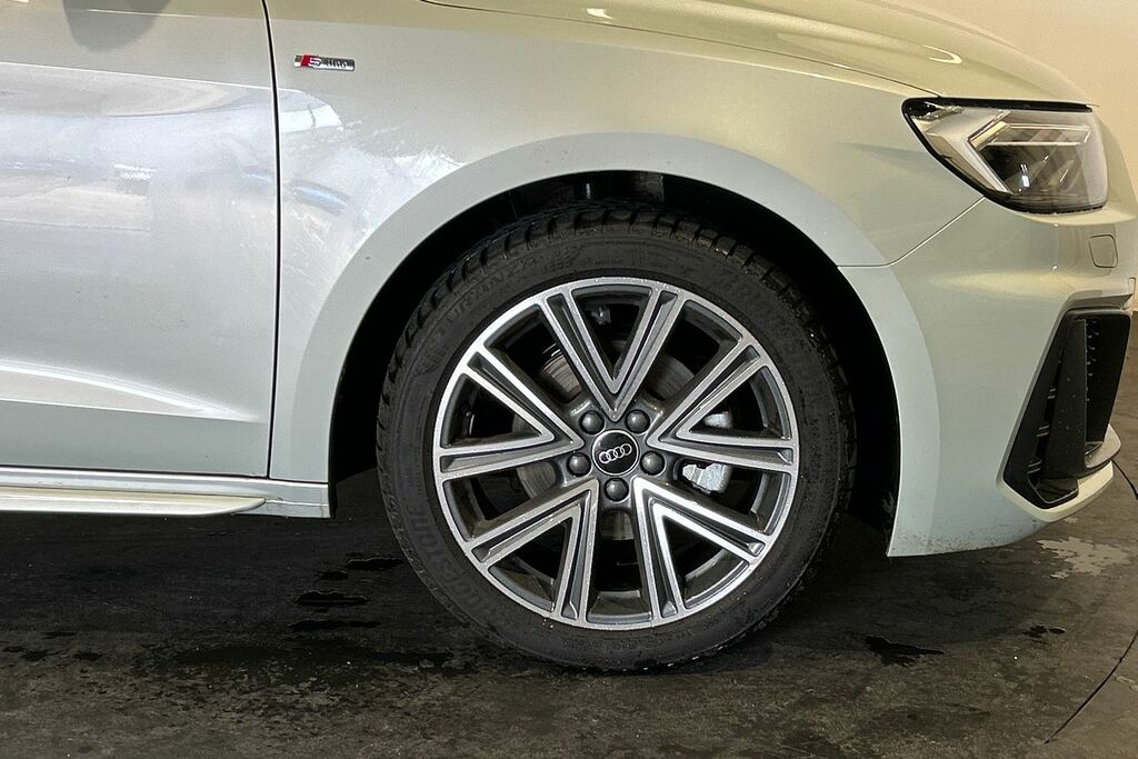 Audi A1 25 Tfsi Sport White #5