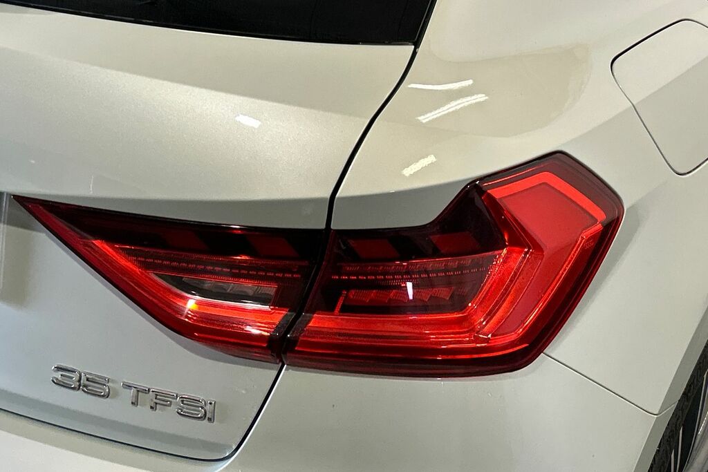 Audi A1 25 Tfsi Sport White #19