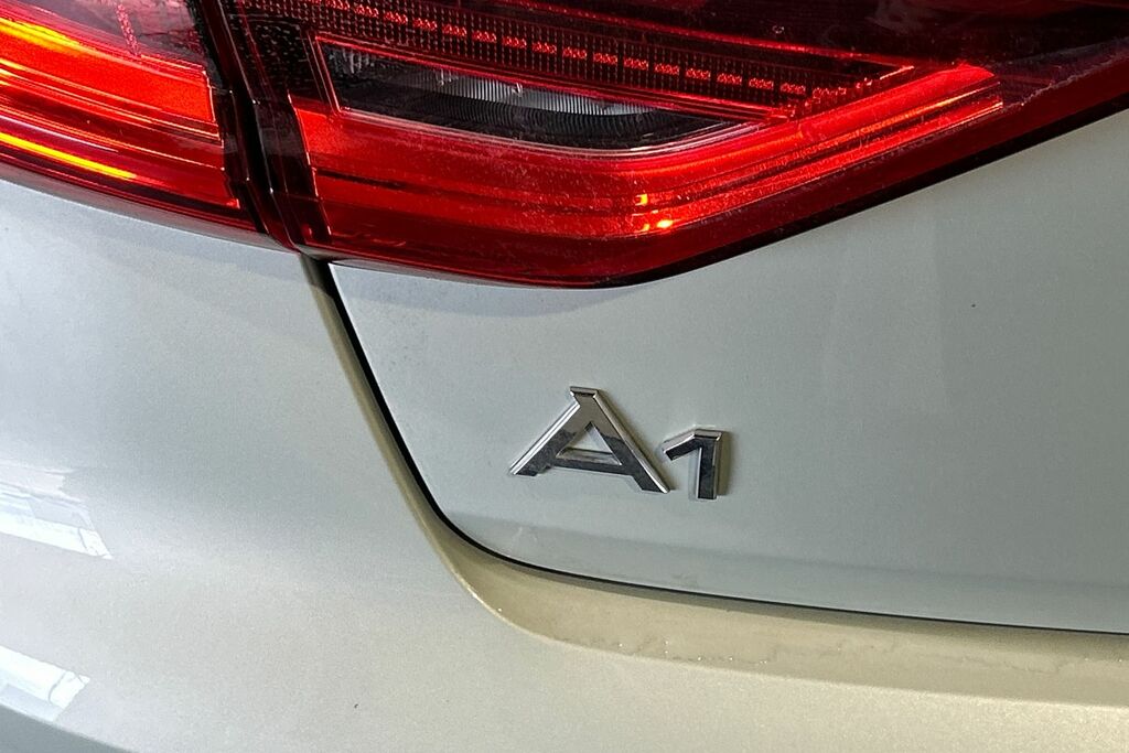 Audi A1 25 Tfsi Sport White #20