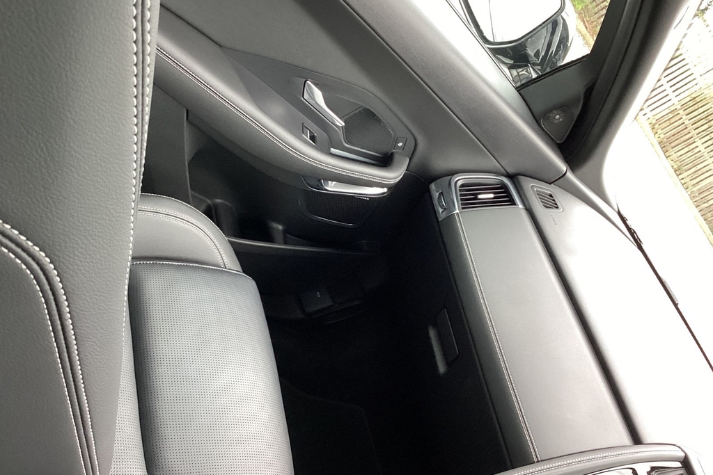 Jaguar E-Pace R-dynamic Se Black Grey #27