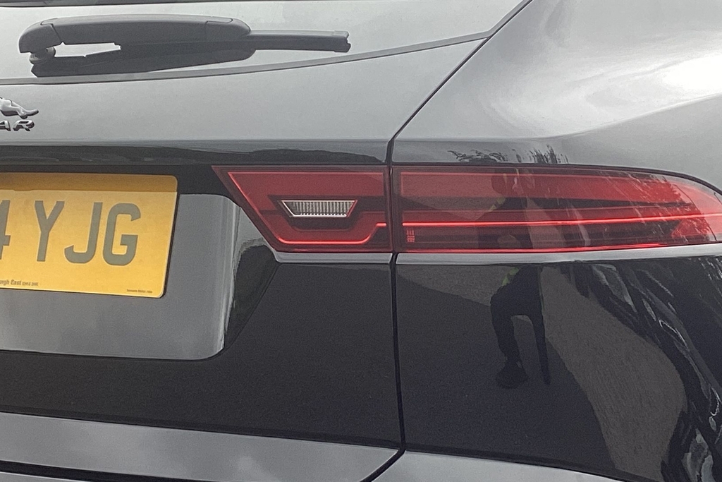 Jaguar E-Pace R-dynamic Se Black Grey #19