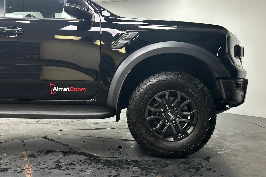 Ford Ranger Wildtrak Black #15