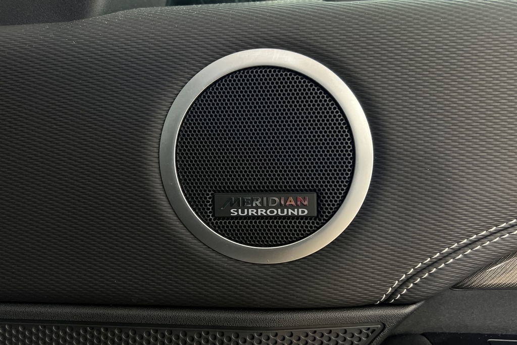Land Rover Discovery 3L Dynamic Hse Grey #24