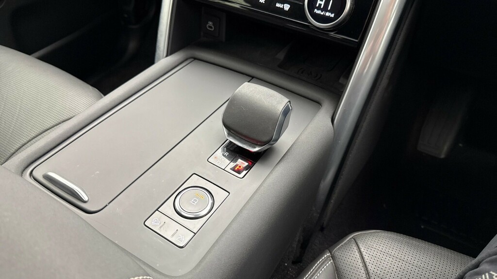 Land Rover Discovery Dynamic Hse Black #13