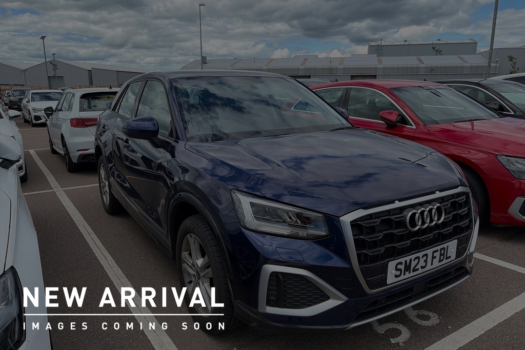 Audi Q2 Sport 35 Tfsi 150 Ps 6-Speed Blue