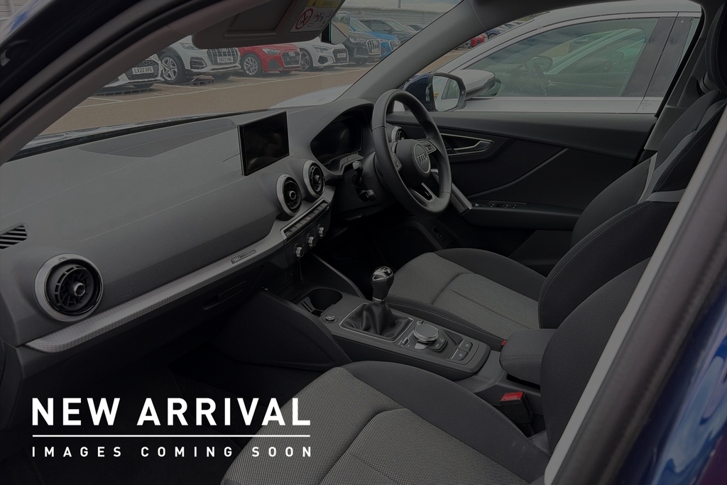 Audi Q2 Sport 35 Tfsi 150 Ps 6-Speed Blue #2