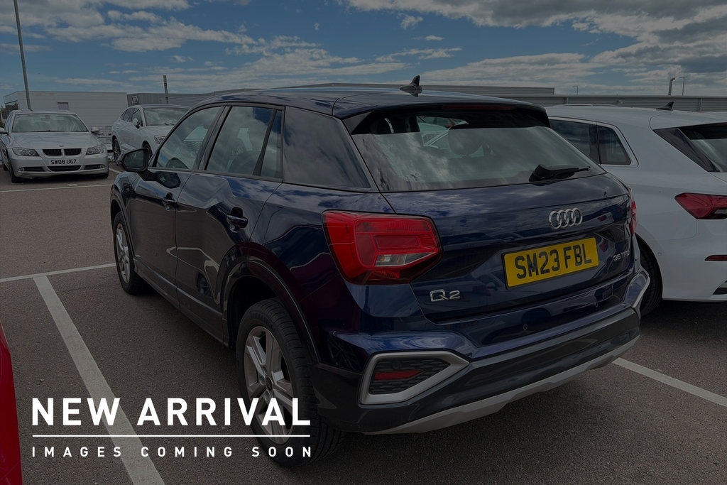 Audi Q2 Sport 35 Tfsi 150 Ps 6-Speed Blue #3