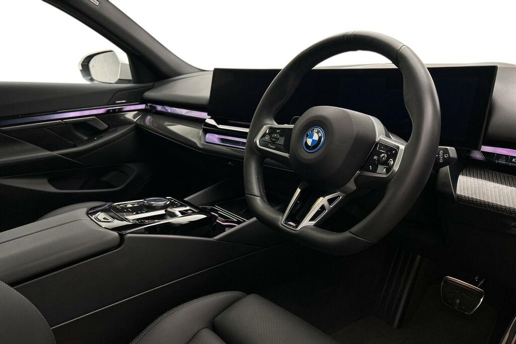 BMW i5 G60 Edrive40 M Sport Saloon Grey #6