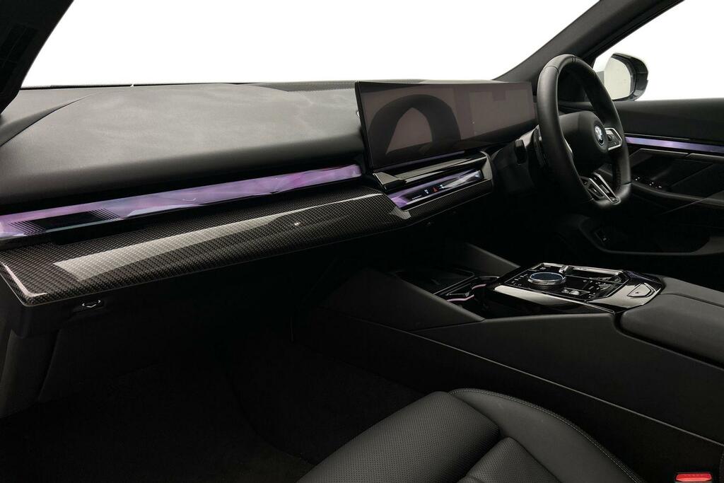 BMW i5 G60 Edrive40 M Sport Saloon Grey #7