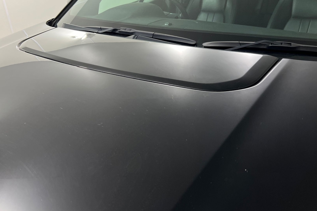 Land Rover Discovery Sport Se Tech Red #20