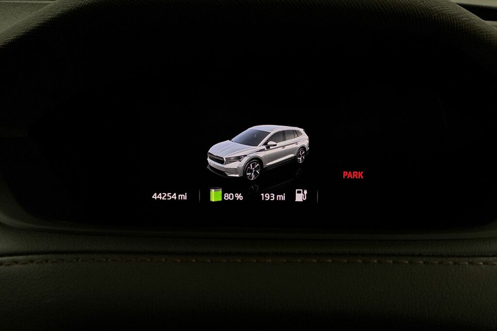 Skoda ENYAQ 80 Silver #15