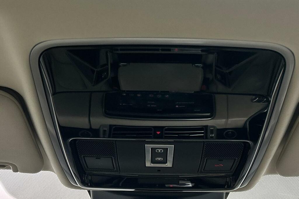 Land Rover Range Rover Vogue Red #23
