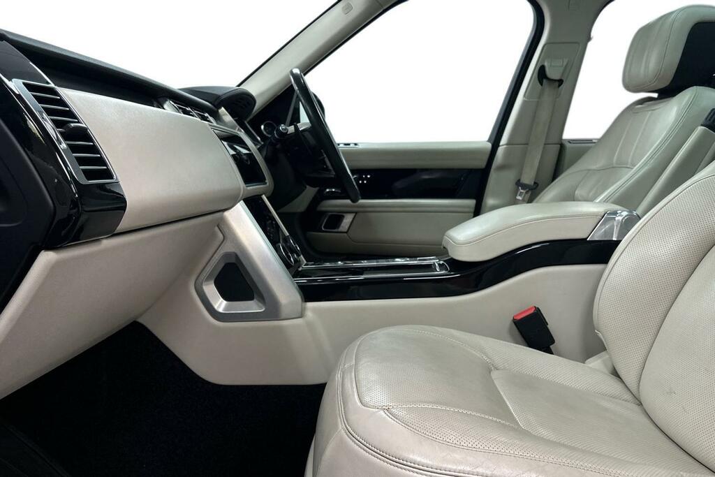 Land Rover Range Rover Sdv6 Vogue Black #3