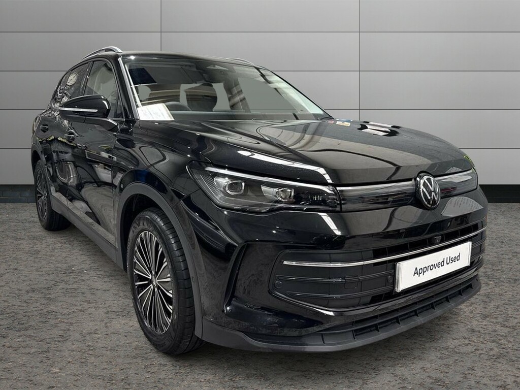 Volkswagen Tiguan 1.5 Etsi 150 Match Dsg Black