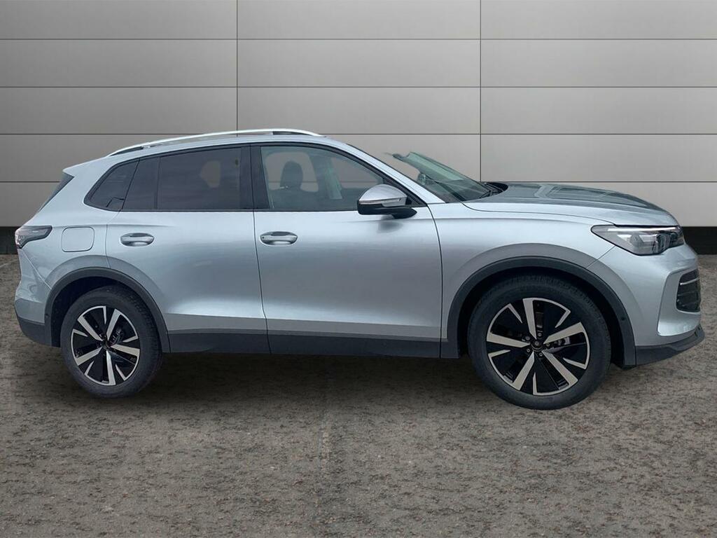Volkswagen Tiguan 1.5 Etsi 150 Match Dsg Silver #4