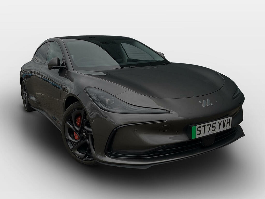 MG IM5 217Kw Standard Range 75Kwh Black #1