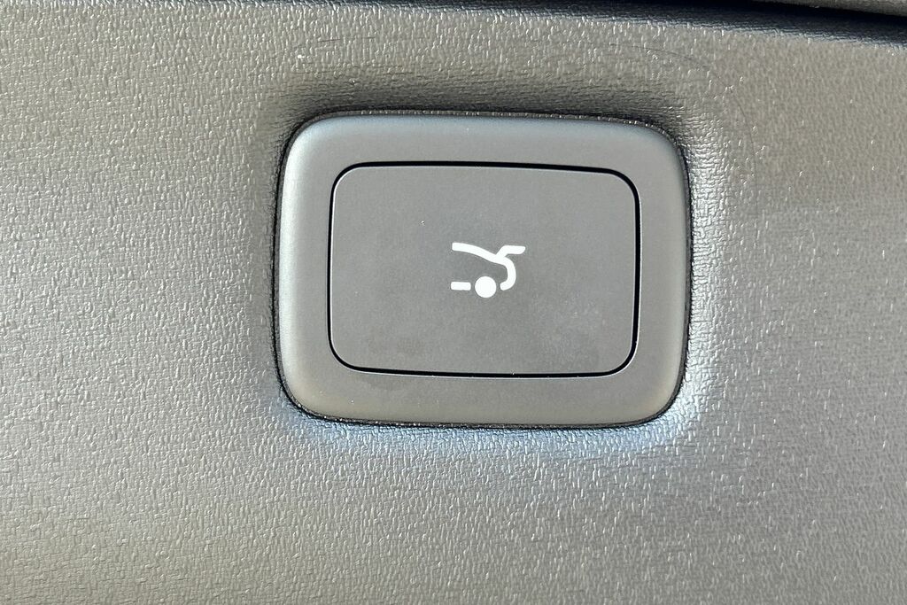 MG IM5 217Kw Standard Range 75Kwh Black #22