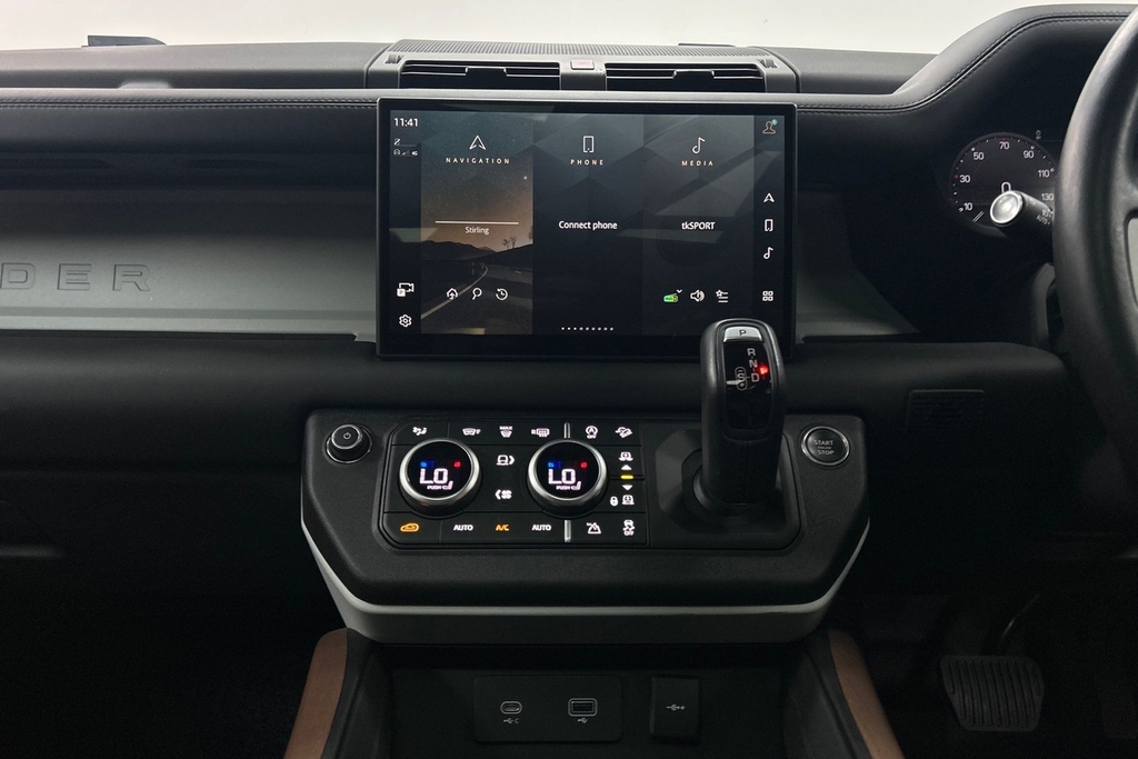 Land Rover Defender 110 X-dynamic Se Black #14