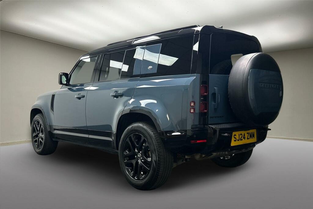 Land Rover Defender 110 D300 X-dynamic Hse Blue #2