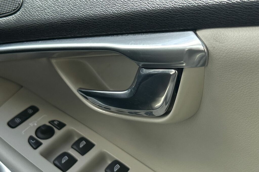 Volvo V40 V40 Inscription T3 Red #23