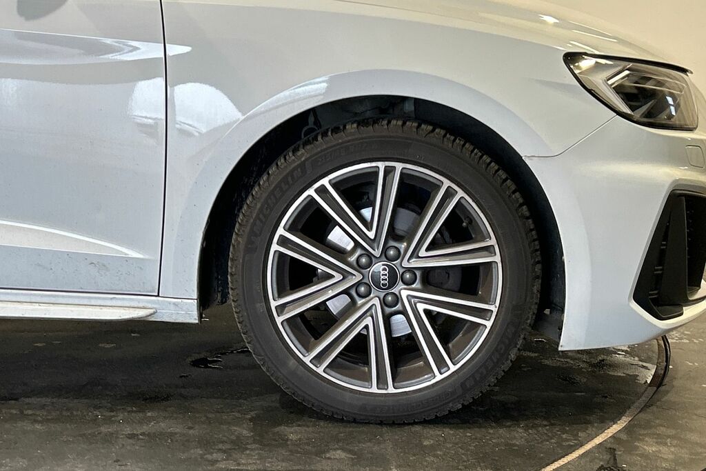 Audi A1 S Line 30 Tfsi 110 Ps 6-Speed SW23MZL White #5