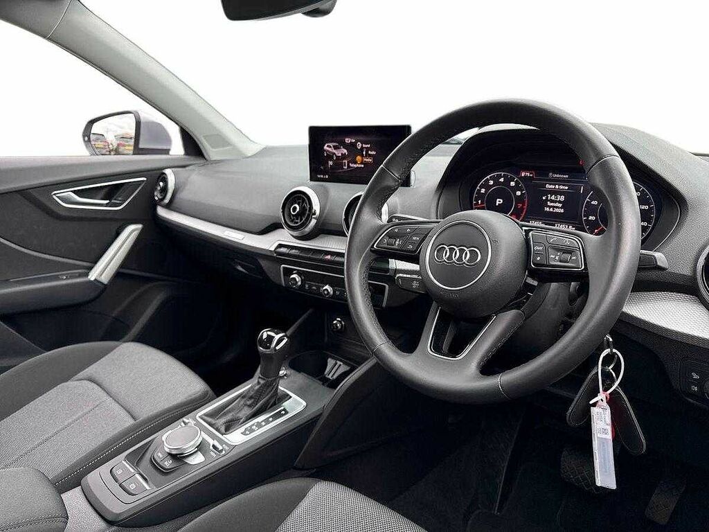 Audi Q2 Sport 35 Tfsi 150 Ps S Tronic SY21YRW Silver #6