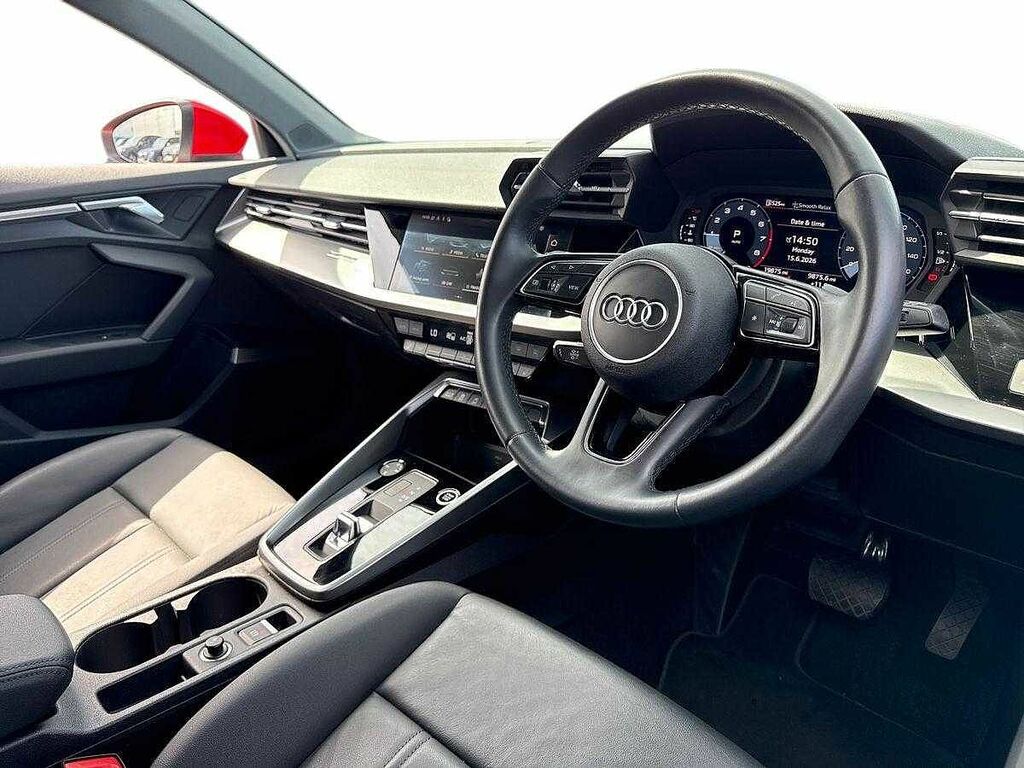 Audi A3 Sport 35 Tfsi 150 Ps S Tronic SY22UMR Red #6