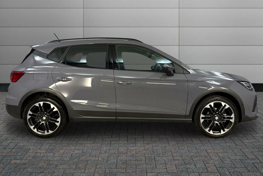 Seat Arona 1.0 Tsi 115 Fr Sport Dsg Grey #4