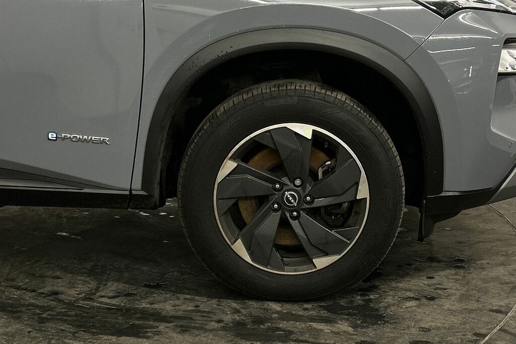 Nissan X-Trail N-connecta Black #15