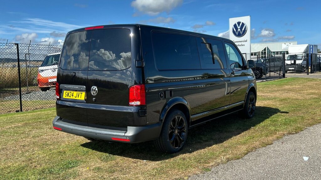 Volkswagen Transporter T28 Camperking Pursuit Lwb 110 Ps 2.0 Tdi 5Sp Manu Black #3