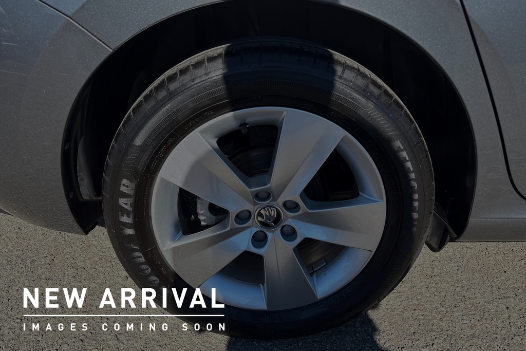 Skoda Scala 1.0 Tsi 110 Se Grey #5